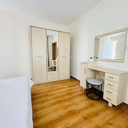 Appartement Vacation Daneli